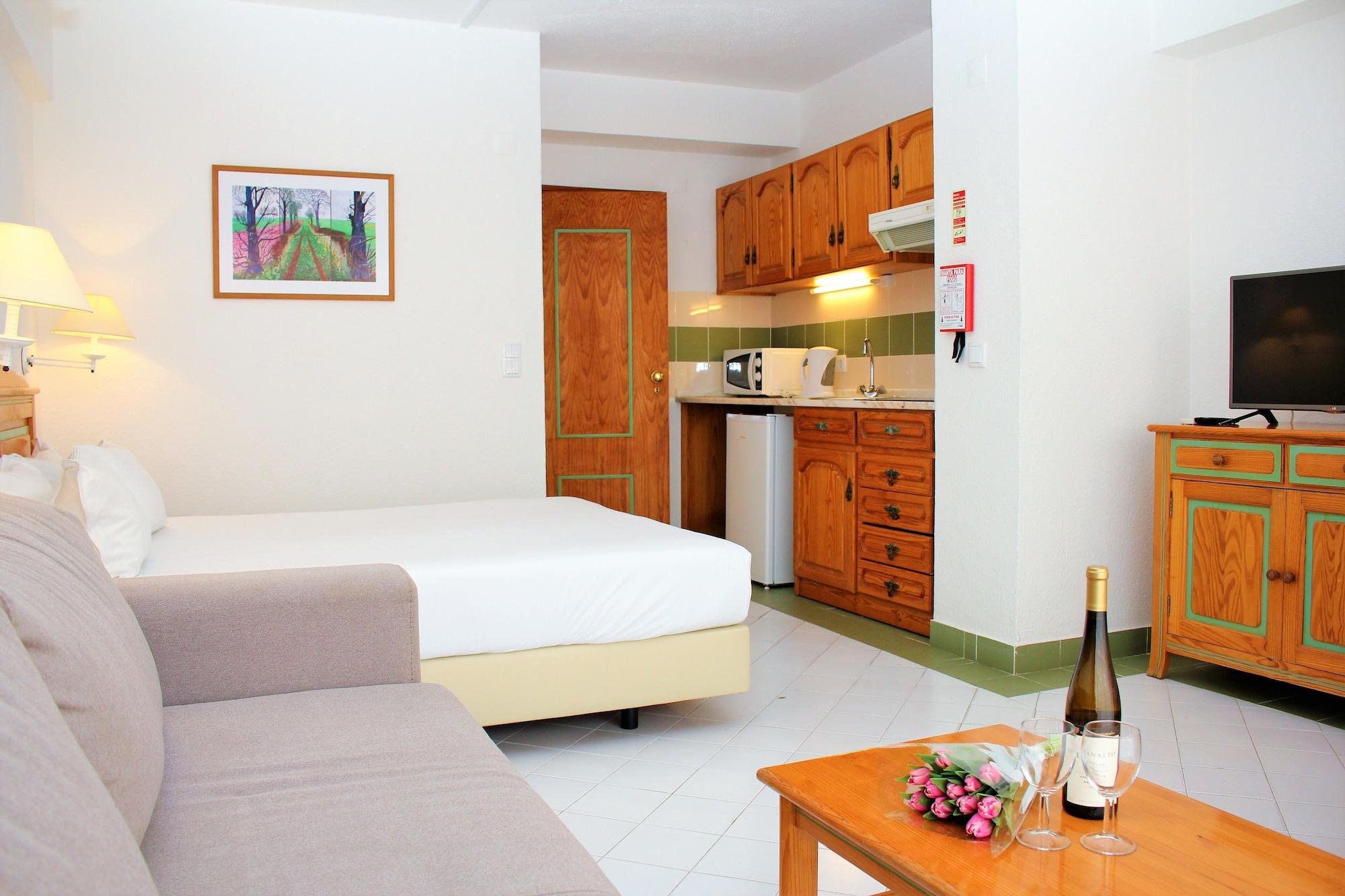 Ourabay Hotel Apartamento - Art & Holidays Albufeira Ngoại thất bức ảnh