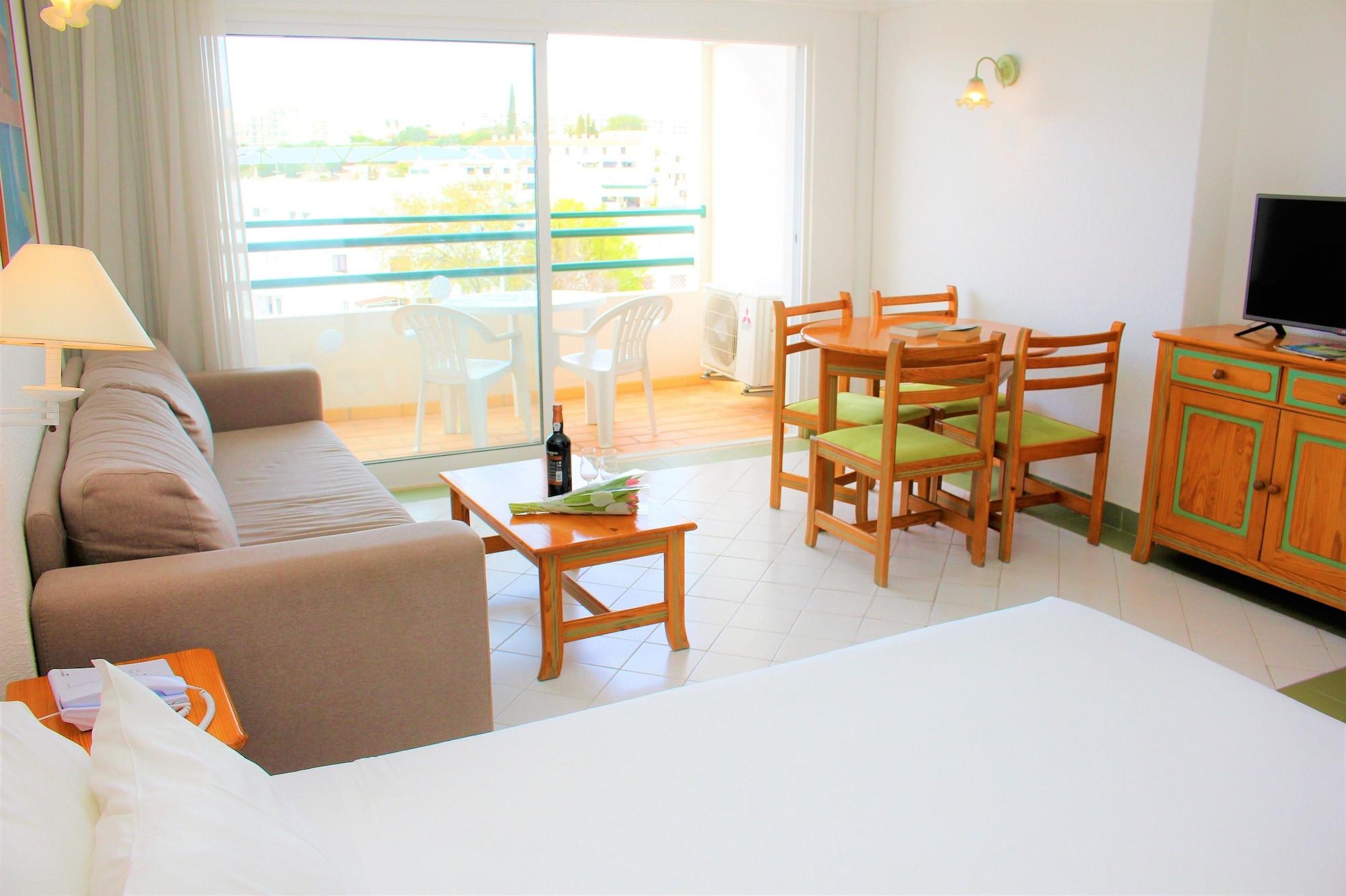 Ourabay Hotel Apartamento - Art & Holidays Albufeira Ngoại thất bức ảnh