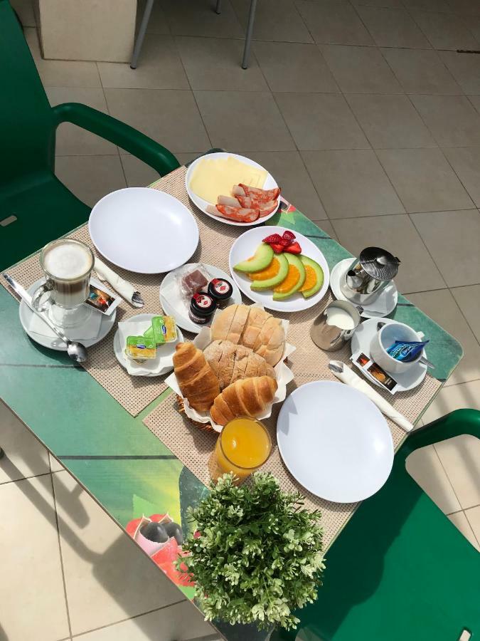 Ourabay Hotel Apartamento - Art & Holidays Albufeira Ngoại thất bức ảnh